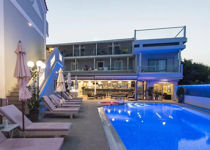 Denise Beach Hotel